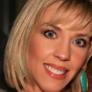 Meet your Posher, Leanne